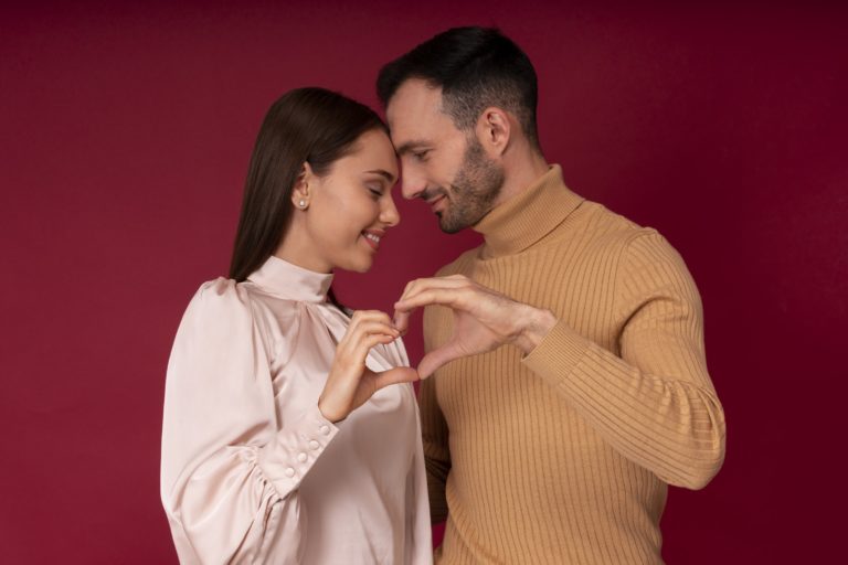Conheça as linguagens do amor e descubra qual é a sua!